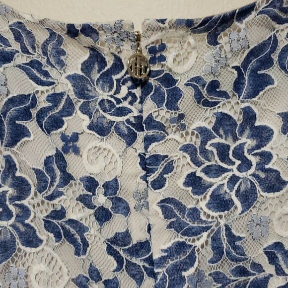 TOMMY Hilfiger Floral blue and cream Lace Blue Dress size 8 - Picture 5 of 8